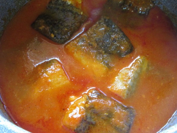 Bacalao en salsa de piquillos 