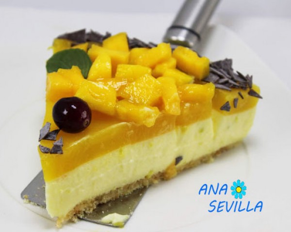 Tarta mousse de mango porción Thermomix